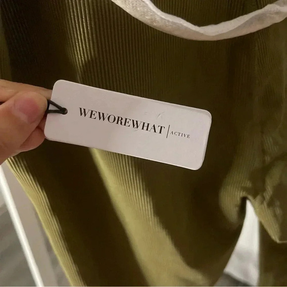 We Wore What Chain High Rise Legging - Size L (NWT) - Picture 8 of 8